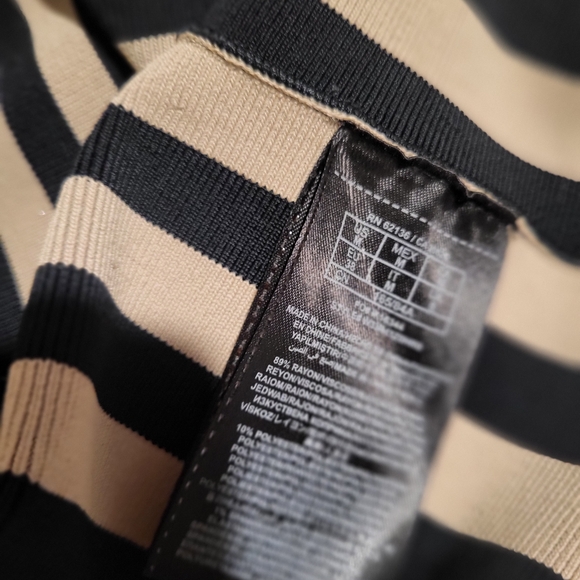 Guess Black and Tan Ribbed Apparel - Picture 11 of 13